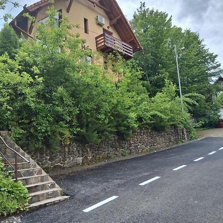 Casa Dora Hotel Совата Екстериор снимка