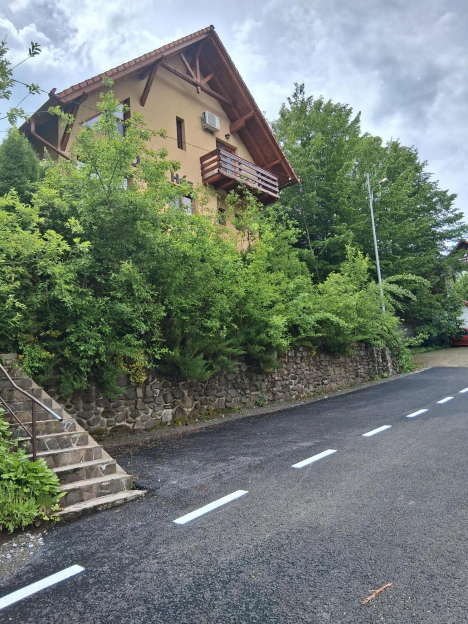 Casa Dora Hotel Совата Екстериор снимка